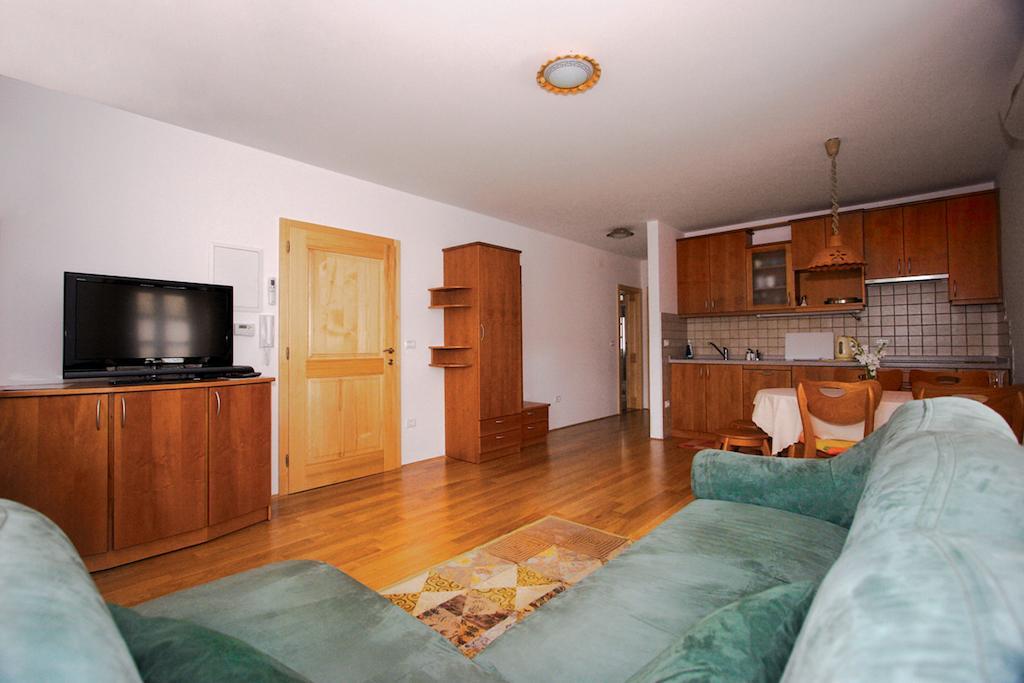Apartments Janks Vremski Britof Room photo